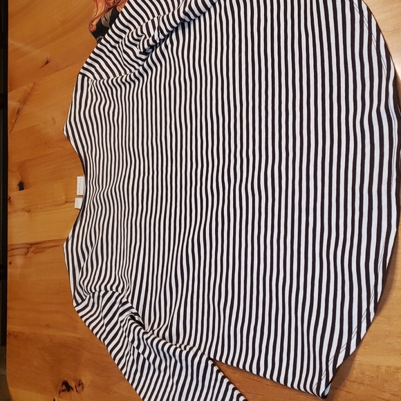 Chico's Top - Picture 3 of 5